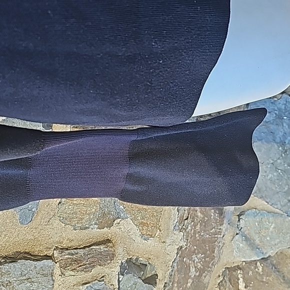 TIBI Bell sleeve symched merino wool sweater in Navy blue size Medium - Picture 3 of 11